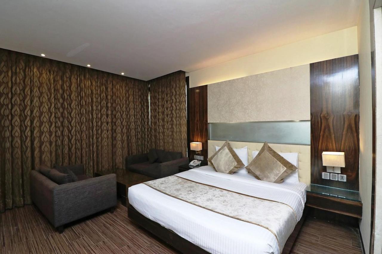 Hotel Private Affair New Delhi Eksteriør bilde