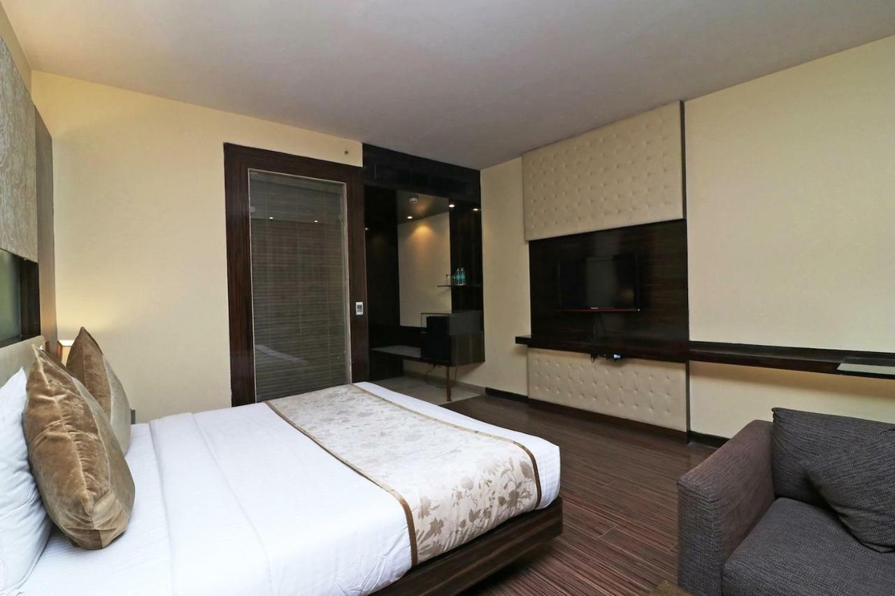 Hotel Private Affair New Delhi Eksteriør bilde